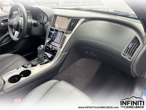 Used 2019 INFINITI Q60 3.0t Luxe w/ Essential Package image 14