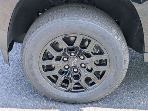 New 2026 Chevrolet Colorado W/T AWD/4WD image 32
