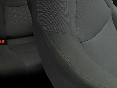 Used 2025 Toyota RAV4 XLE AWD/4WD image 14