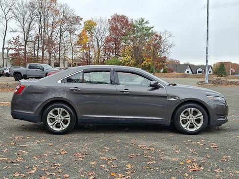 Used 2017 Ford Taurus SEL w/ Equipment Group 201A image 12