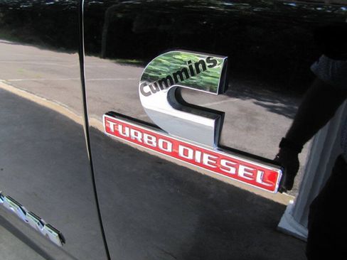 Used 2019 RAM 3500 Laramie AWD/4WD image 26