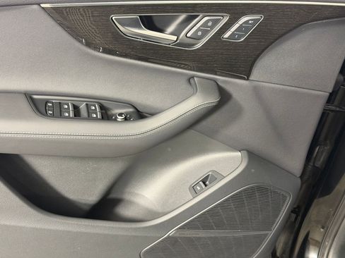 Used 2025 Audi Q7 2.0T Premium Plus w/ Premium Plus Package image 13