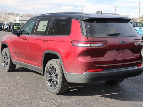 New 2025 Jeep Grand Cherokee L Limited image 36