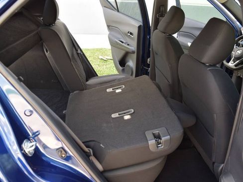 Used 2018 Nissan Kicks SV FWD image 80