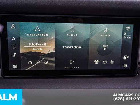 Used 2023 Land Rover Defender 110 X-Dynamic SE image 35