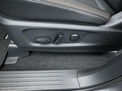 New 2026 Nissan Pathfinder SL image 24