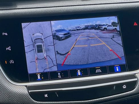 Used 2025 Cadillac XT5 Premium Luxury w/ Technology Package AWD/4WD image 14
