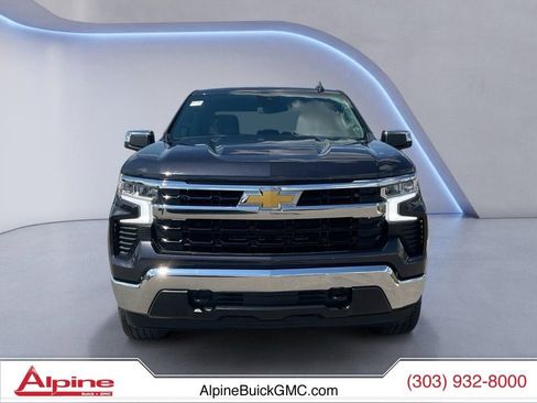 Used 2024 Chevrolet Silverado 1500 LT AWD/4WD image 8
