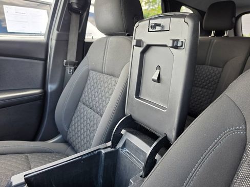 Used 2021 Chevrolet Blazer LT FWD image 30