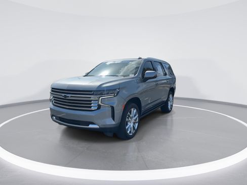 Used 2024 Chevrolet Tahoe High Country w/ Premium Package image 5