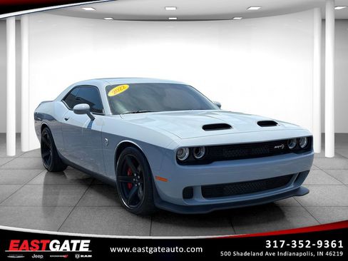 Used 2022 Dodge Challenger SRT Hellcat w/ Plus Package RWD image 1