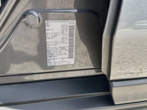 Used 2019 Nissan Rogue SV w/ Premium Package FWD image 41