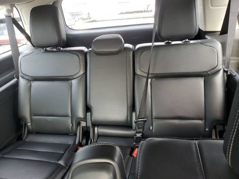 Used 2025 Ford Expedition Max Platinum w/ Driver's Package AWD/4WD image 13