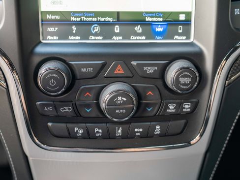 Used 2018 Jeep Grand Cherokee Trackhawk image 24