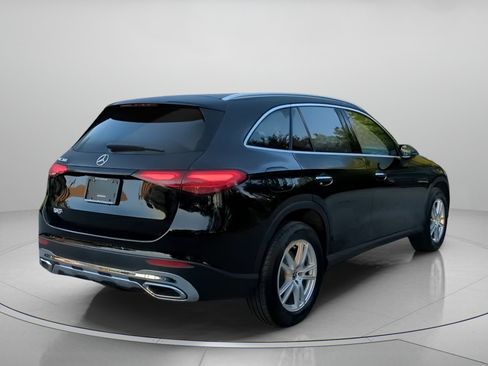Used 2025 Mercedes-Benz GLC 300 image 27