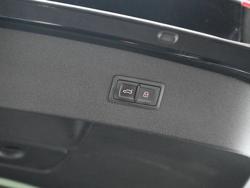 Used 2016 Audi RS 7 Prestige w/ Driver Assistance Package AWD/4WD image 45