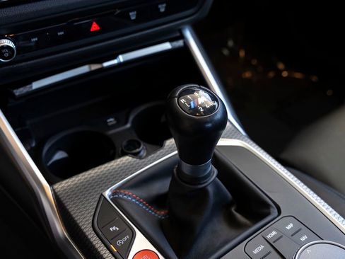Certified 2023 BMW M2 RWD image 22