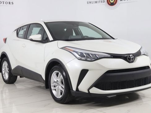 Used 2021 Toyota C-HR LE image 19