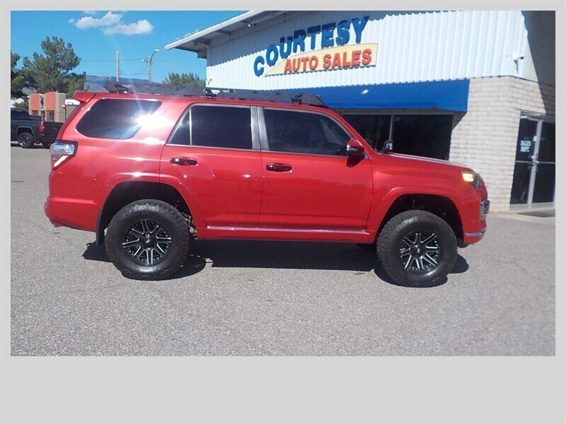 Used 2019 Toyota 4Runner Limited AWD/4WD image 11