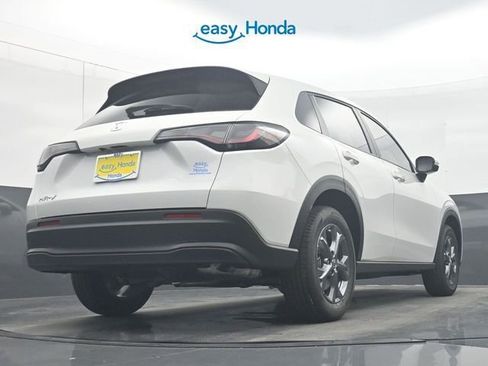 New 2026 Honda HR-V LX image 32