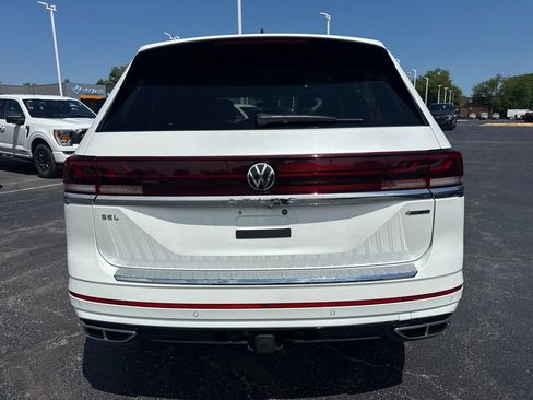Used 2024 Volkswagen Atlas SEL Premium R-Line AWD/4WD image 9