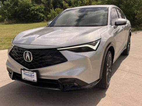 Used 2025 Acura ADX A-Spec image 2