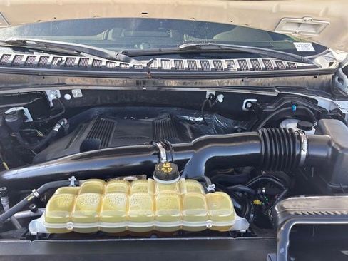 Used 2020 Ford Expedition Limited w/ Equipment Group 302A image 23