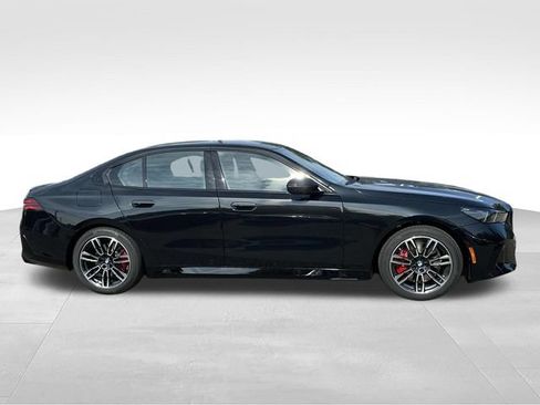 New 2027 BMW 540i xDrive w/ M Sport Package AWD/4WD image 2