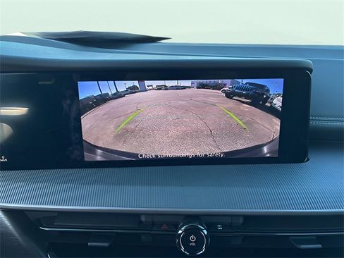 Used 2025 Nissan Murano SV image 27