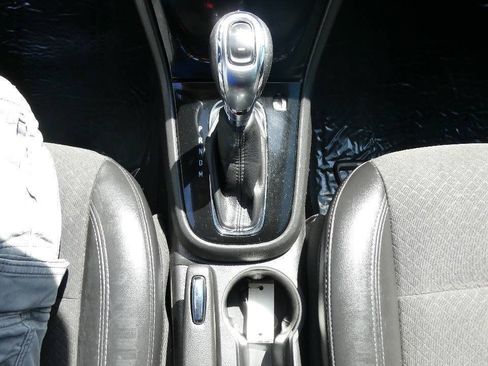 Used 2020 Buick Encore Preferred w/ Safety Package FWD image 21