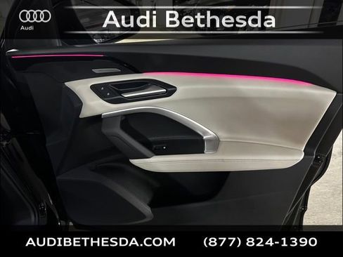 New 2025 Audi Q5 Prestige image 24