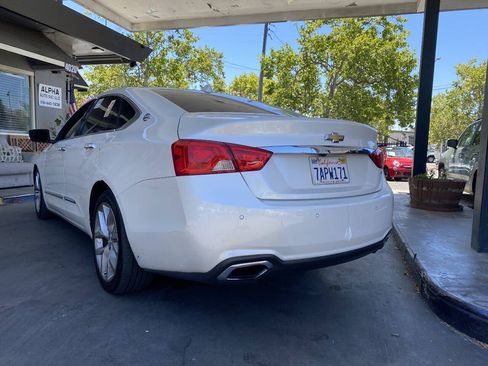 Used 2014 Chevrolet Impala LTZ FWD image 11