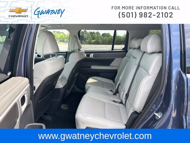 Used 2025 Hyundai Santa Fe SEL FWD image 22