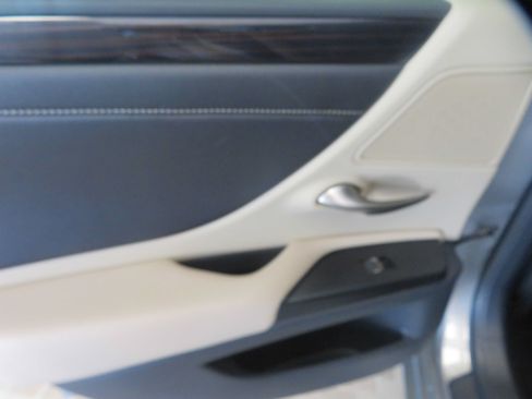 Used 2021 Lexus ES 350 w/ Premium Package FWD image 18