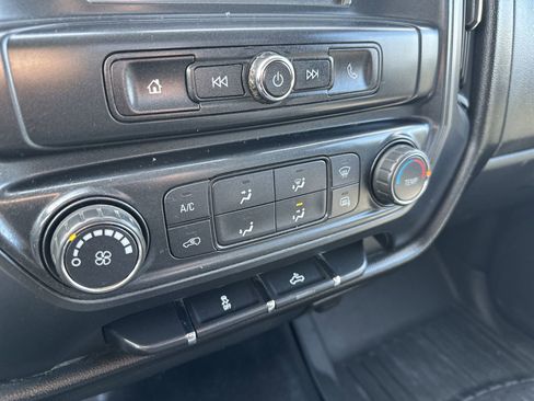 Used 2017 GMC Sierra 2500 2WD Regular Cab w/ Sierra Convenience Package image 17