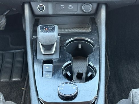 Used 2023 Nissan Rogue SV AWD/4WD image 12