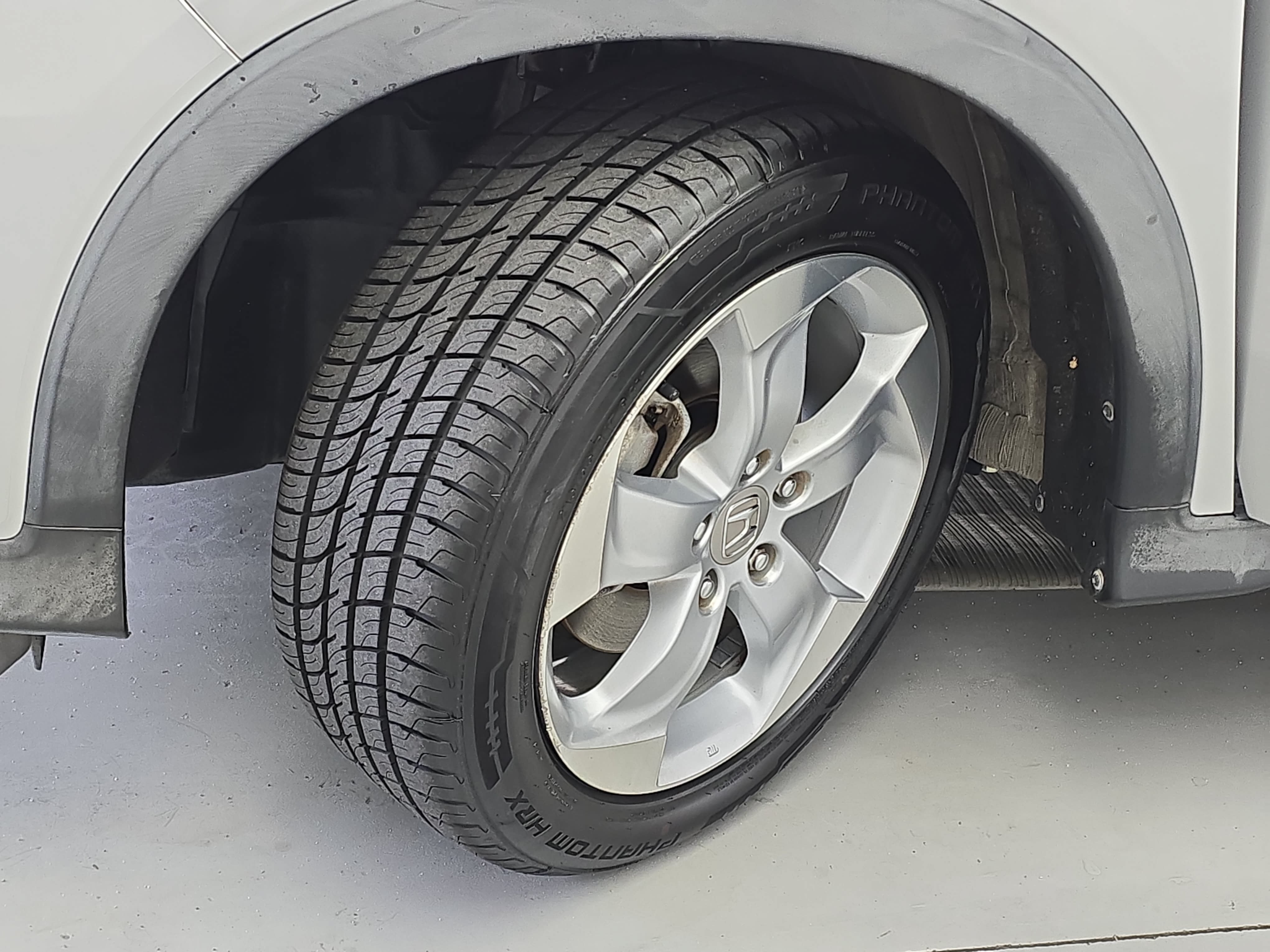 Used 2016 Honda HR-V LX image 30