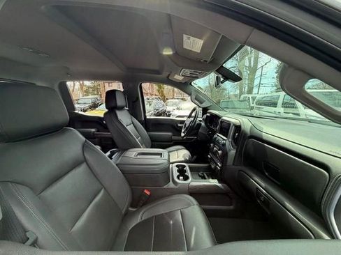 Used 2021 Chevrolet Silverado 1500 LTZ w/ Z71 Off-Road Package image 11