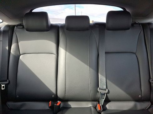 Used 2024 Acura Integra image 15