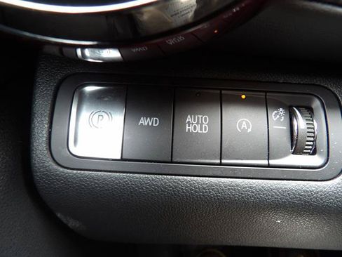 Certified 2025 Chevrolet Equinox RS w/ Safety and Technology Package AWD/4WD image 17