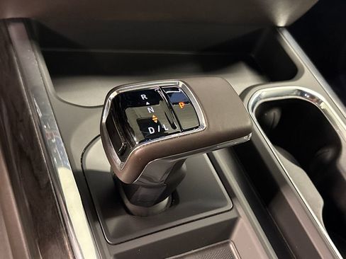 Used 2025 Chevrolet Silverado 1500 LTZ AWD/4WD image 44