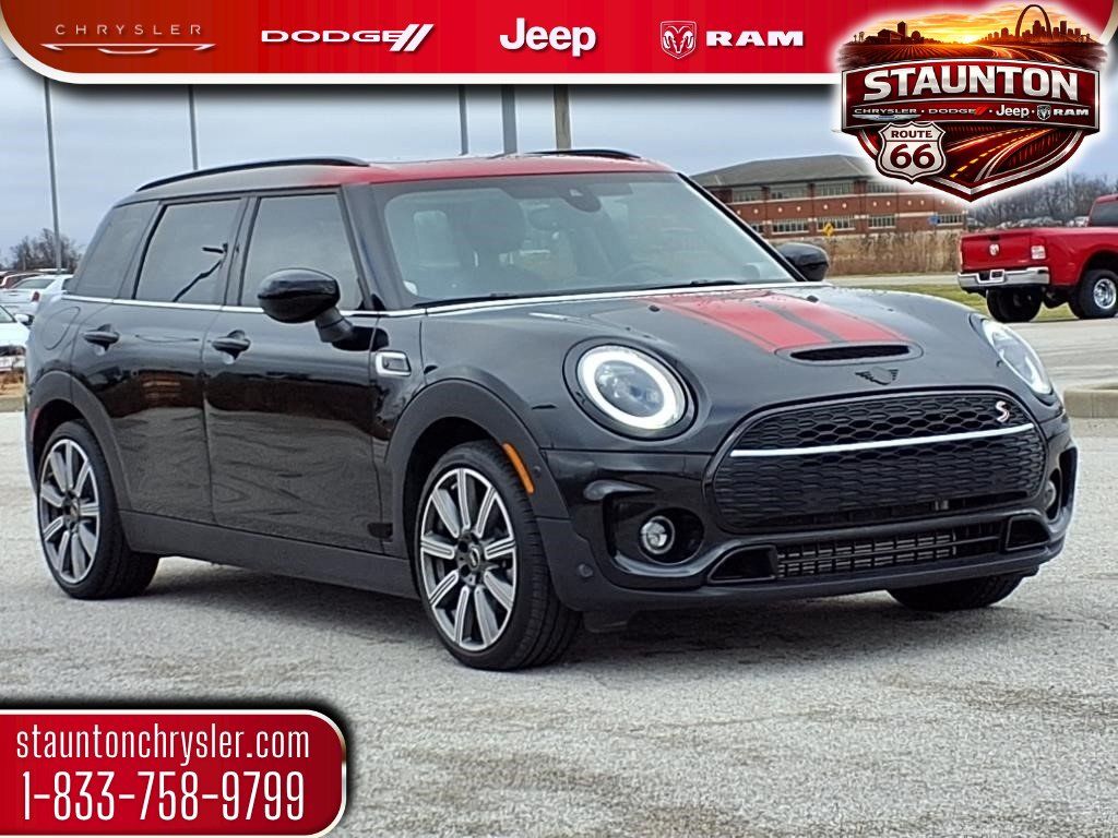 Used 2023 MINI Cooper Clubman S FWD image 1