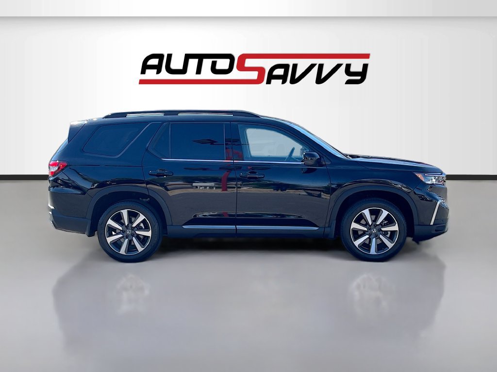 Used 2024 Honda Pilot Touring image 8