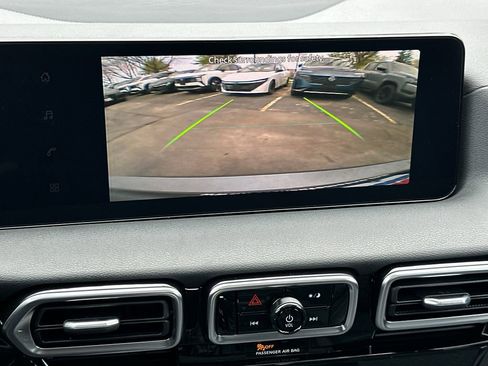 New 2026 Nissan Sentra SV w/ SV Convenience Package FWD image 30