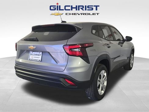 New 2026 Chevrolet Trax LS w/ Driver Confidence Package image 7