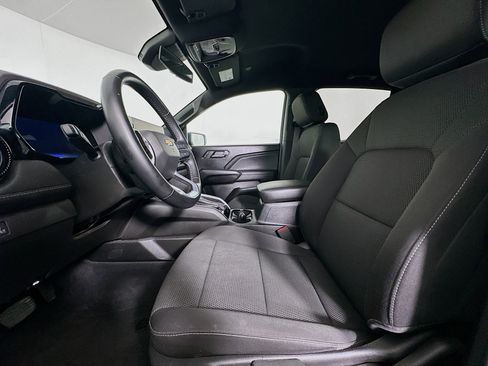 Used 2023 Chevrolet Colorado LT w/ LT Convenience Package image 13