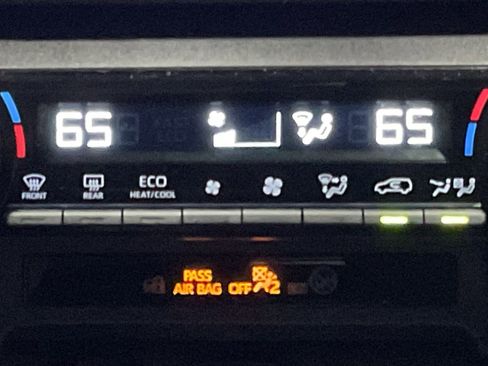 Used 2024 Toyota RAV4 XLE image 15