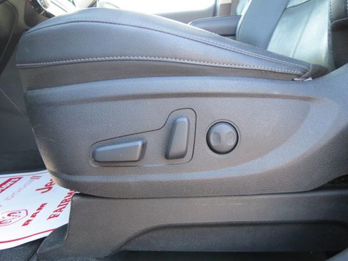 Used 2022 Kia Telluride EX w/ EX Premium Package image 10