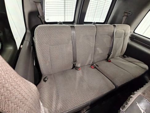Used 2016 Chevrolet Express 3500 LT w/ LT Preferred Equipment Group RWD image 24
