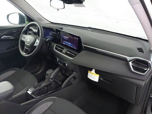 New 2026 Chevrolet TrailBlazer LS w/ LS Convenience Package FWD image 29